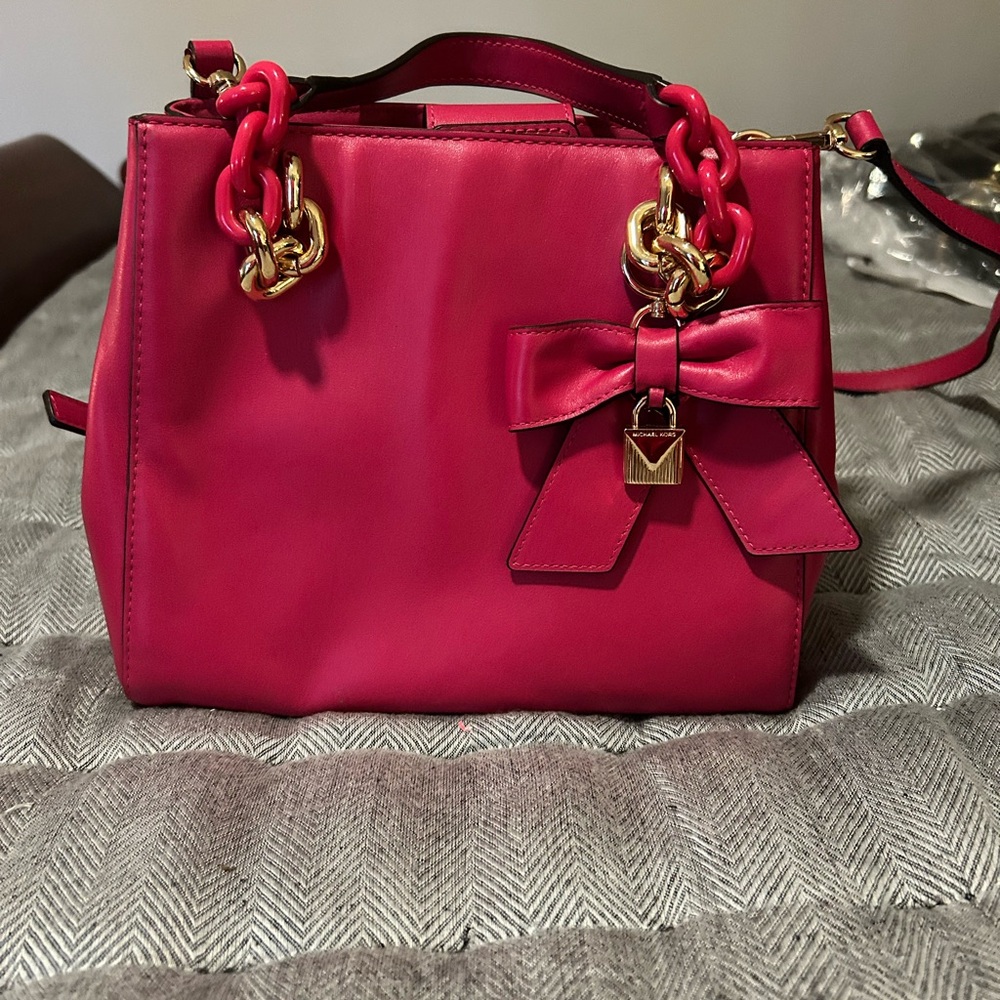 Michael Kors Pink Bow Satchel – Crossbody/Top Handle Bag